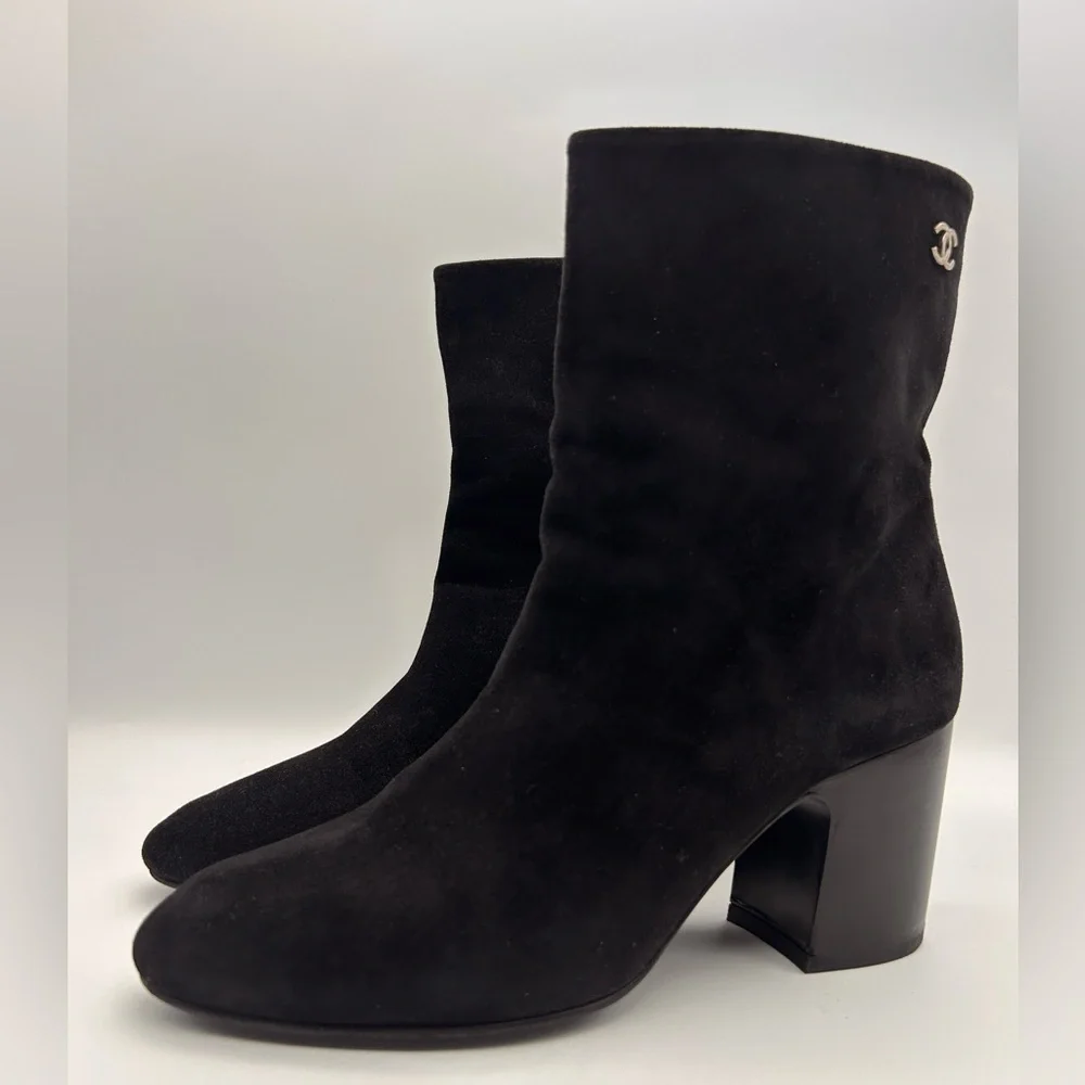 CHANEL Black Suede CC Calfskin Short Boots Made in Italy Size 38 Box Dustbags